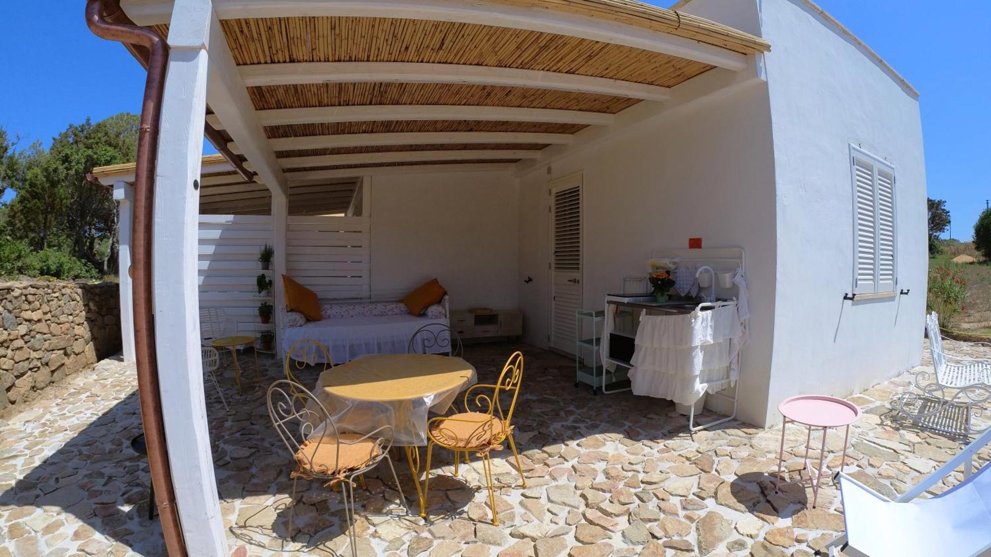 אגליאנטו Monti Russu Natural Guest House מראה חיצוני תמונה